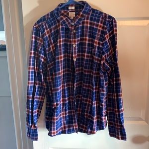 Women’s plaid button down